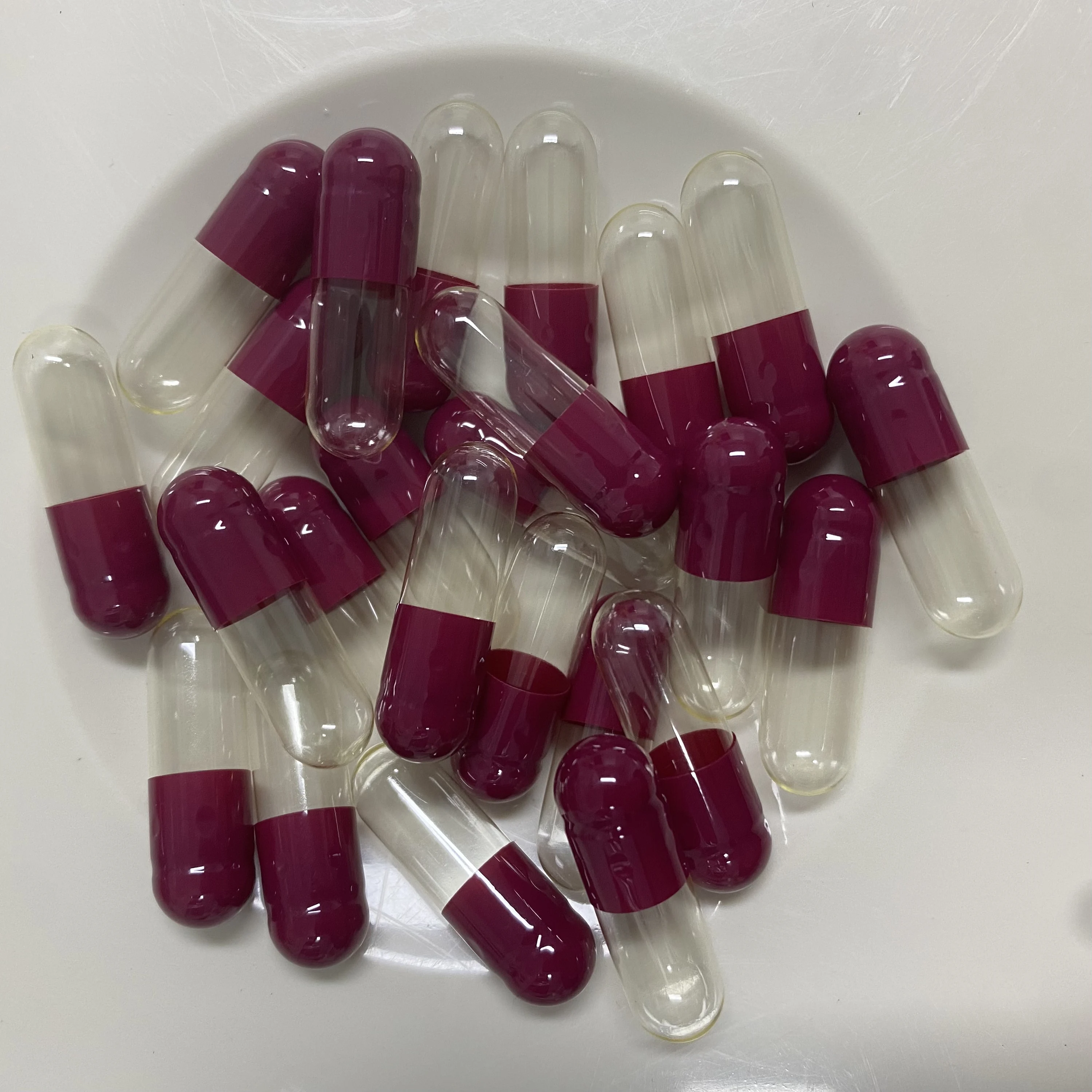 JPcaps Halal Certified Bovine Gelatin Empty Capsules Gastric Soluble Customizable Logo Scarlet Color Sizes 0 & 00