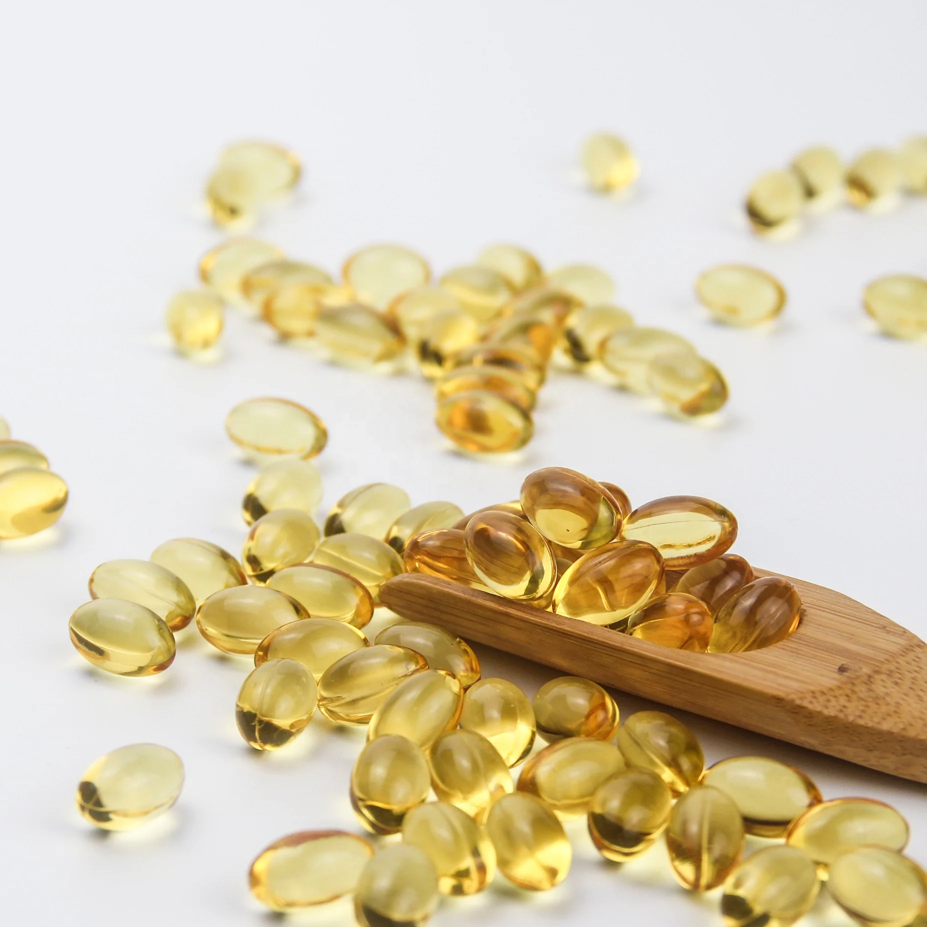 GMP Halal Pure Liquid Fish Oil Soft Capsule Immune Support Vitamin A/D Cod Liver Oil Softgel Bulk for Children