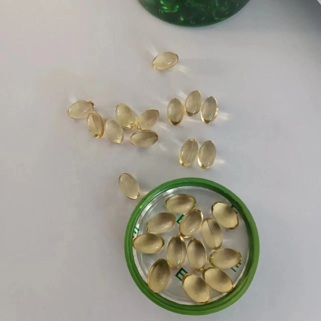 Vegan Omega 3 DHA EPA Supplement Algae Oil Softgel Fatty Acids Fish Oil Support for Heart Brain Joint and Immune System Support